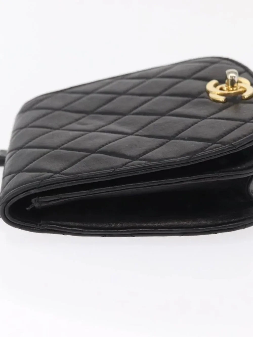 CHANEL Pouch Lamb Skin Black Gold CC Auth 165615